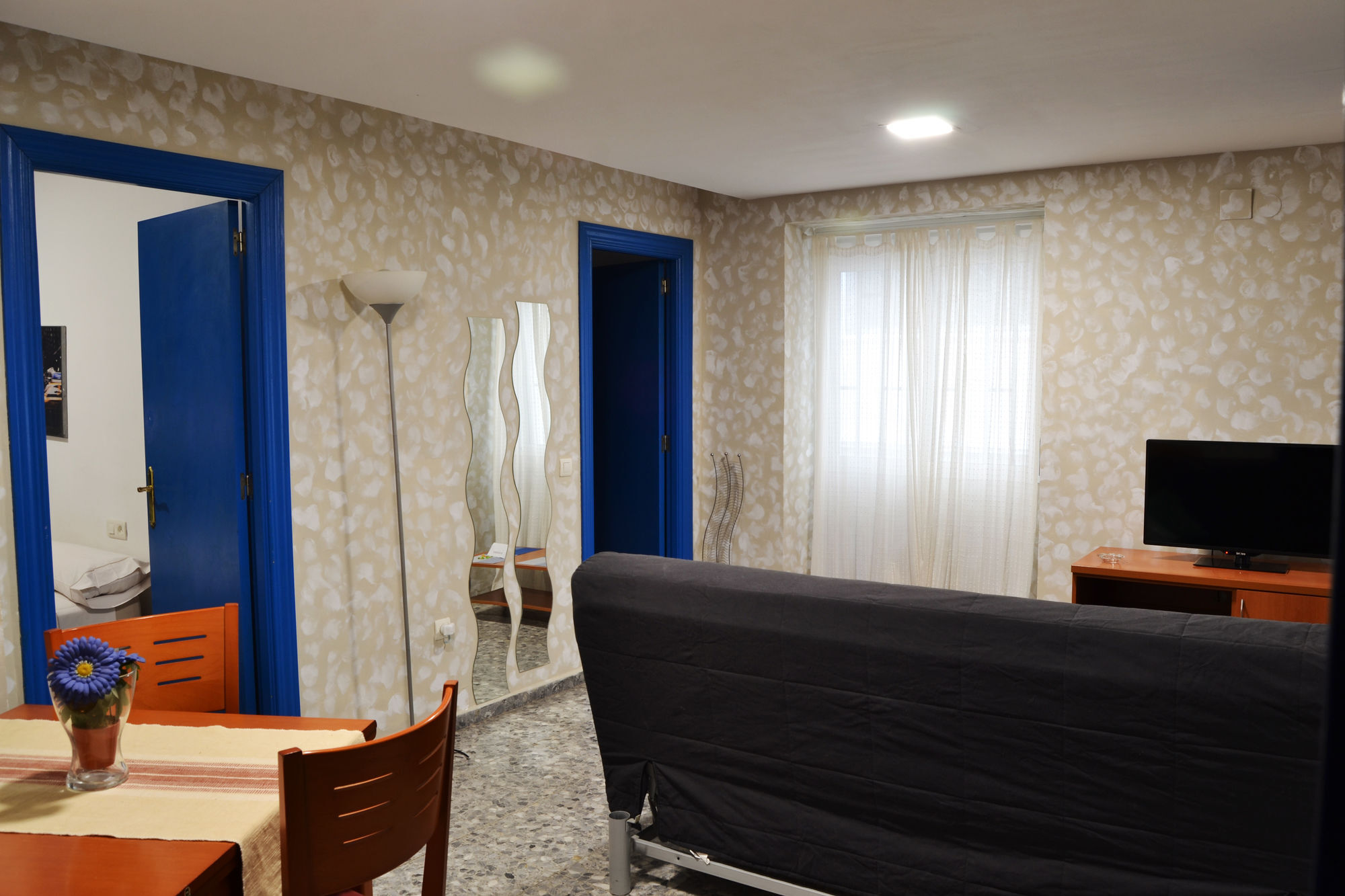 Apartment Marques De Guadiaro 1 *